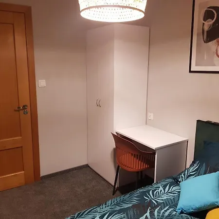 3 Wygodny W Sercu Wroclawia ゲストハウス